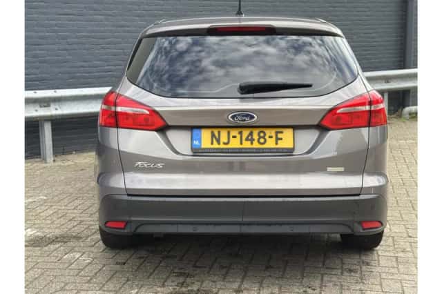 Ford Focus (2015) thumbnail 6