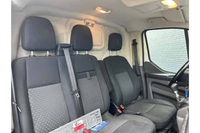 Ford Transit Custom (2020) thumbnail 4