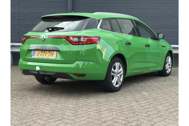 Renault Mégane (2020) thumbnail 2