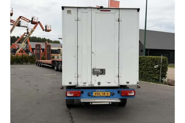 Volkswagen Crafter (2020) thumbnail 6
