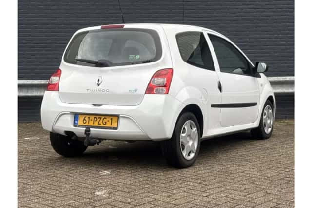 Renault Twingo (2011) thumbnail 2
