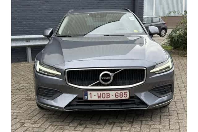 Volvo V60 (2019) thumbnail 5