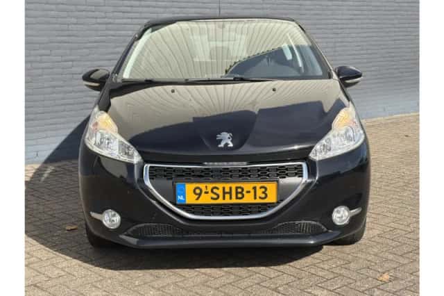 Peugeot 208 (2013) thumbnail 5