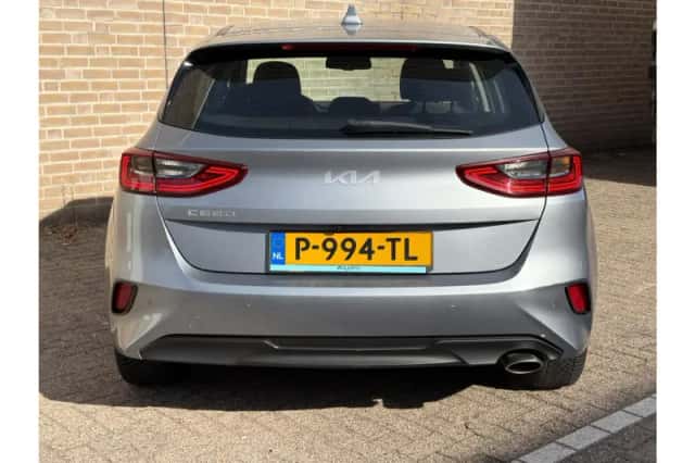Kia Ceed (2022) thumbnail 6