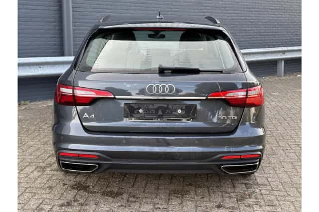 Audi A4 (2020) thumbnail 6