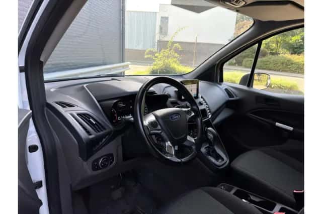 Ford Transit Connect (2019) thumbnail 3