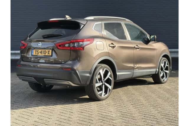 Nissan Qashqai (2018) thumbnail 2