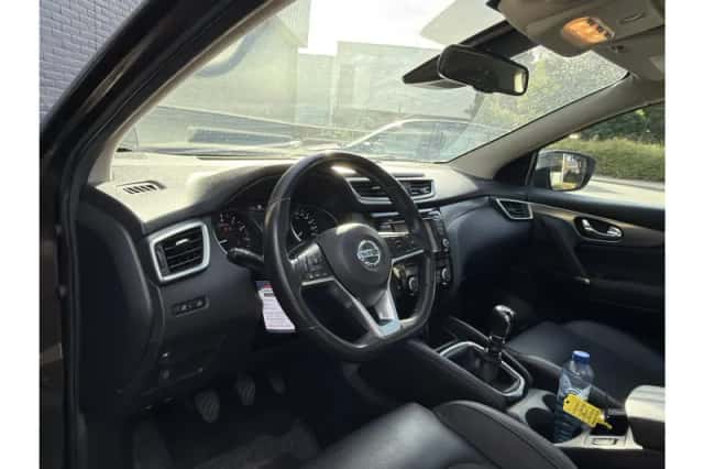 Nissan Qashqai (2018) thumbnail 3