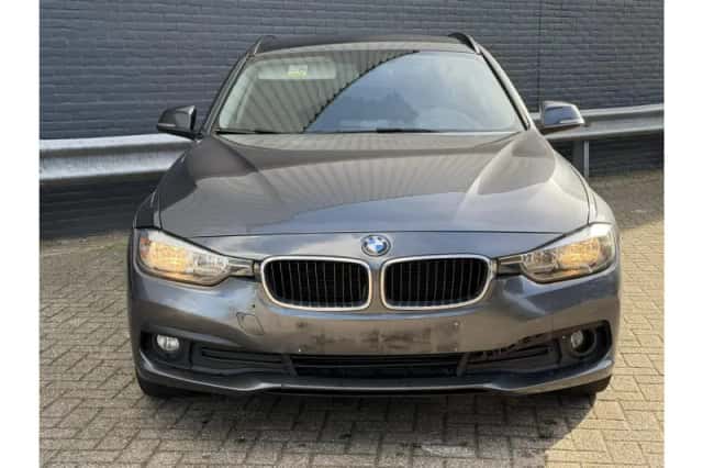 BMW 3-Serie (2016) thumbnail 6