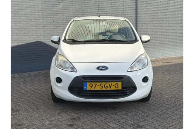 Ford Ka (2011) thumbnail 5