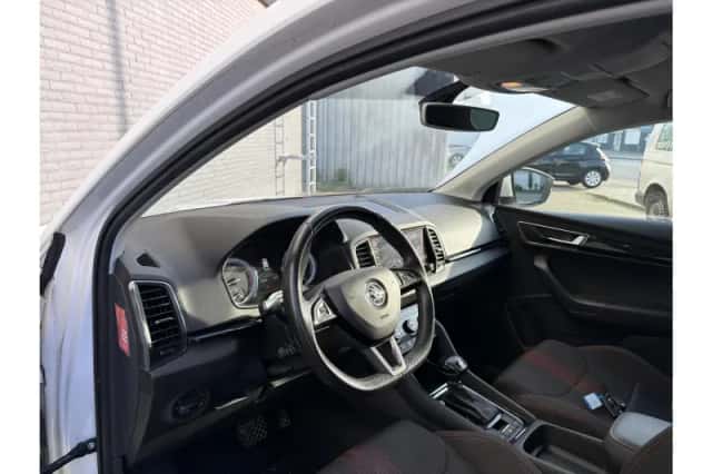 Škoda Karoq (2018) thumbnail 3