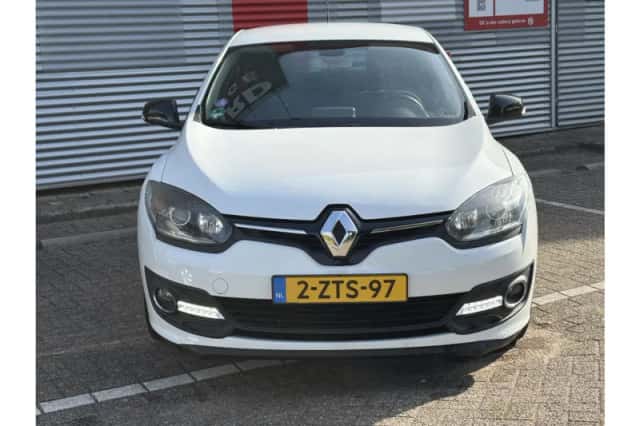 Renault Mégane (2015) thumbnail 4