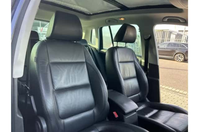 Volkswagen Tiguan (2008) thumbnail 4