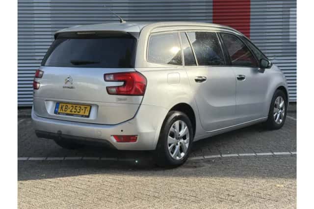 Citroën C4 Picasso (2016) thumbnail 2