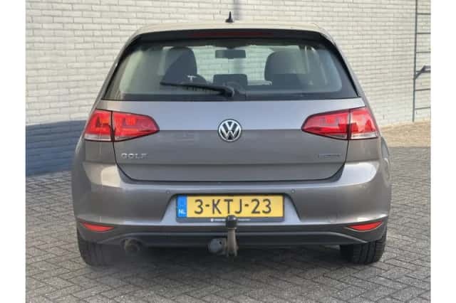 Volkswagen Golf (2013) thumbnail 6