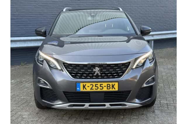 Peugeot 5008 (2020) thumbnail 5