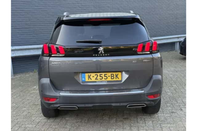 Peugeot 5008 (2020) thumbnail 6