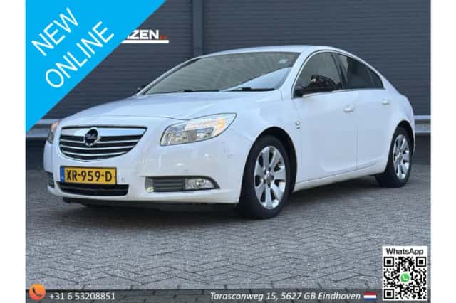 Opel Insignia (2012) thumbnail 1