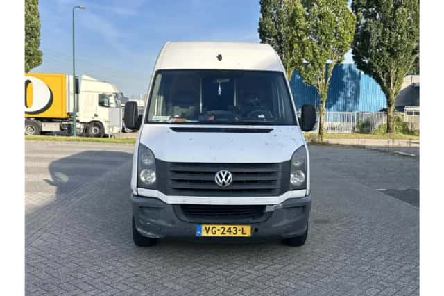 Volkswagen Crafter (2013) thumbnail 5