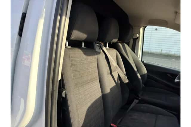 Mercedes-Benz Vito (2016) thumbnail 4