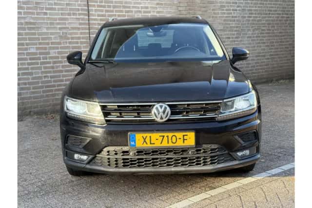 Volkswagen Tiguan (2019) thumbnail 5