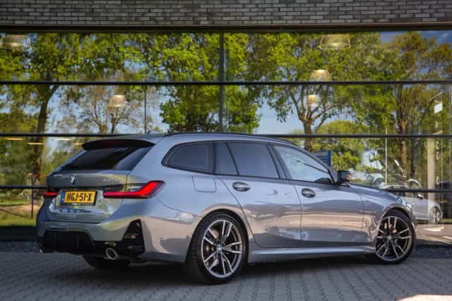 BMW 3-Serie (2023) thumbnail 2