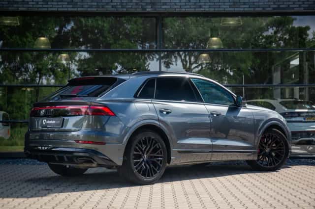 Audi Q8 (2024) thumbnail 3