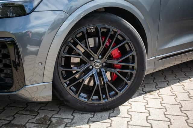 Audi Q8 (2024) thumbnail 5