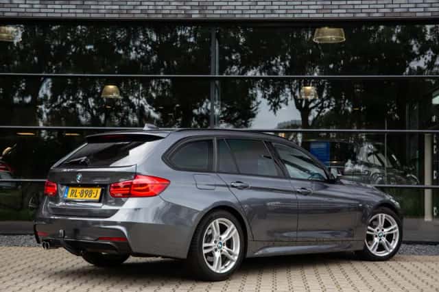 BMW 3-Serie (2018) thumbnail 2