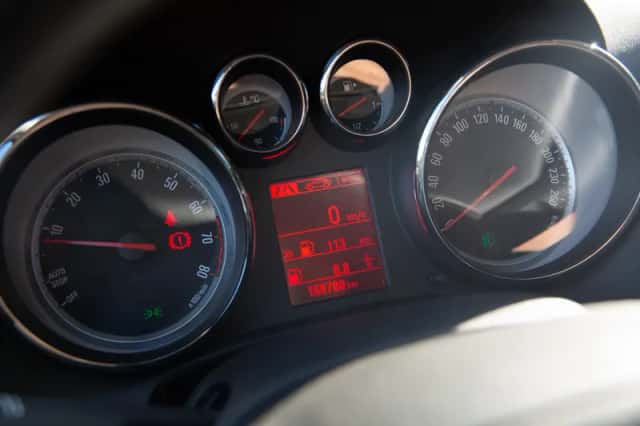 Opel Astra (2013) thumbnail 5