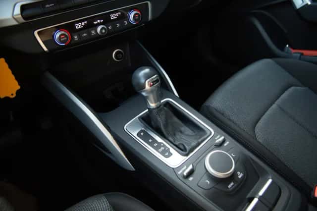 Audi Q2 (2019) thumbnail 6