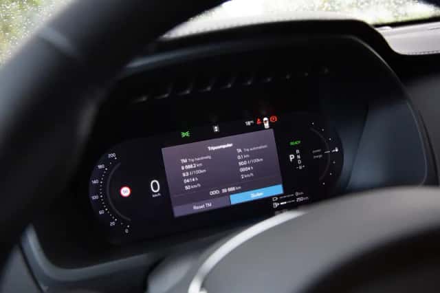 Volvo XC90 (2024) thumbnail 5