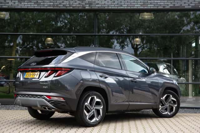 Hyundai Tucson (2024) thumbnail 2