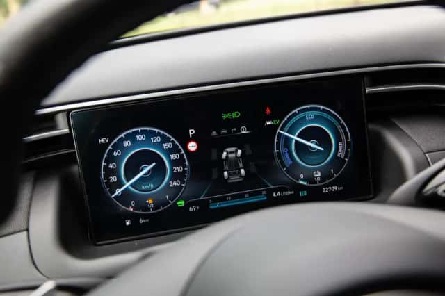 Hyundai Tucson (2024) thumbnail 5