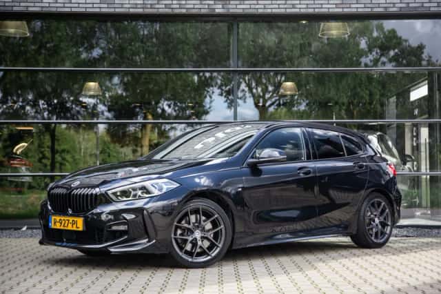 BMW 1-Serie (2022) thumbnail 2