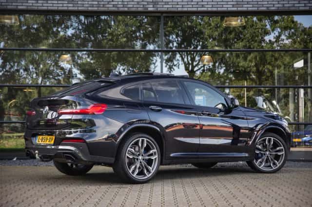 BMW X4 (2019) thumbnail 6