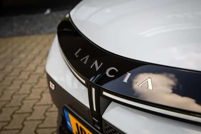 Lancia Ypsilon (2025) thumbnail 4