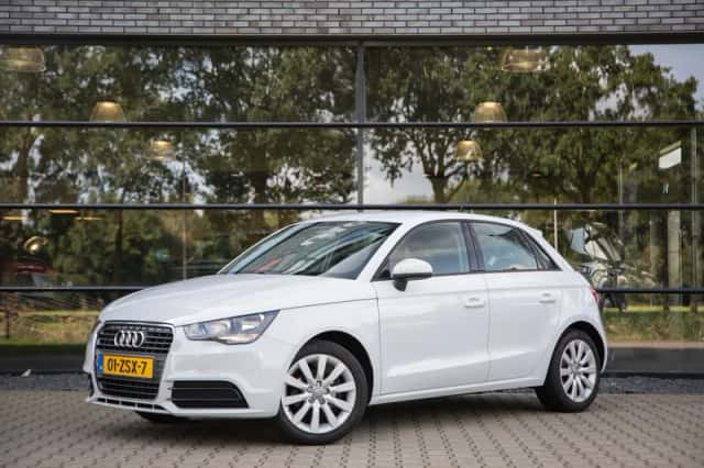 Audi A1 (2013) thumbnail 5