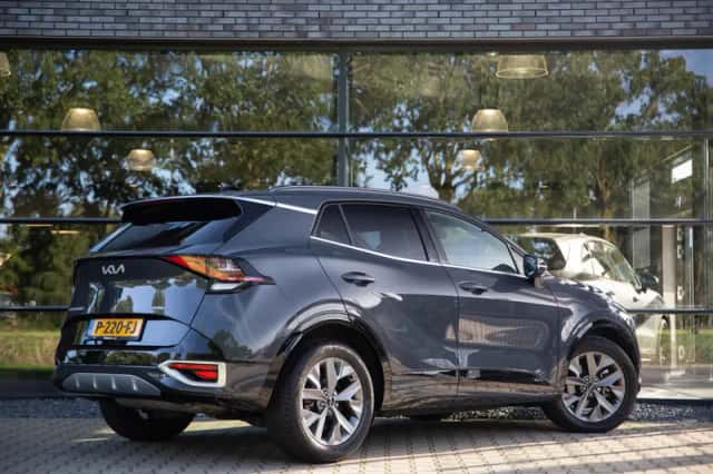 Kia Sportage (2022) thumbnail 2
