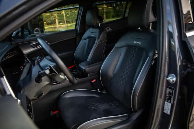 Kia Sportage (2022) thumbnail 3