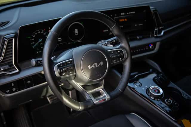 Kia Sportage (2022) thumbnail 4