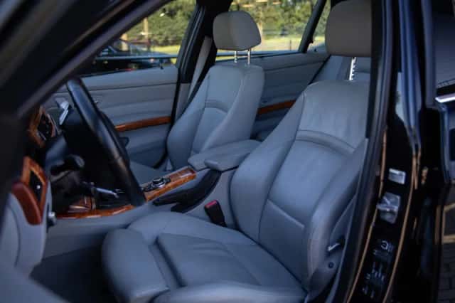 BMW 3-Serie (2011) thumbnail 4