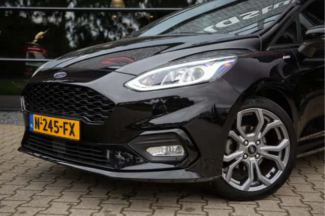 Ford Fiesta (2021) thumbnail 6