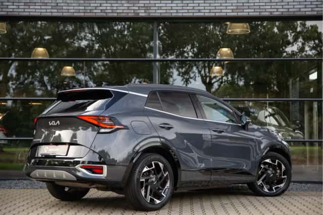 Kia Sportage (2023) thumbnail 2