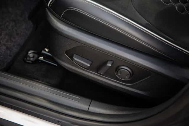 Kia Sportage (2023) thumbnail 4