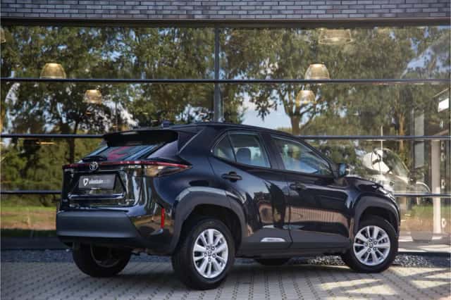 Toyota Yaris Cross (2025) thumbnail 2