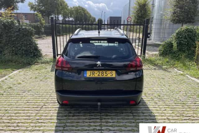 Peugeot 2008 (2016) thumbnail 5