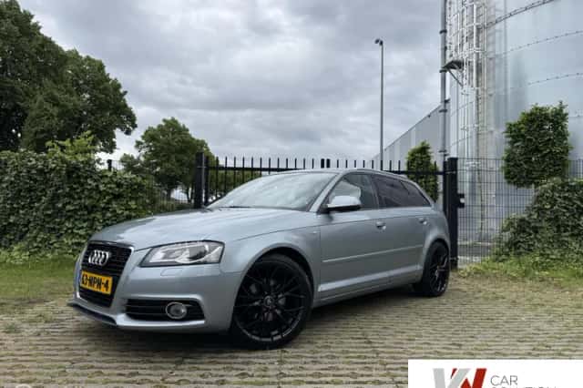 Audi A3 (2010) thumbnail 1