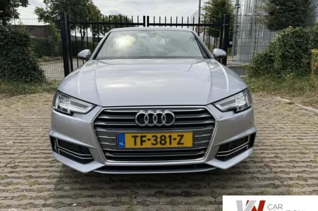 Audi A4 (2018) thumbnail 6
