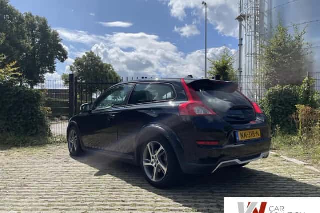 Volvo C30 (2011) thumbnail 3